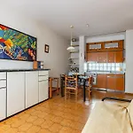 Guesthost - Garden With Balcony! Apartamento Viareggio